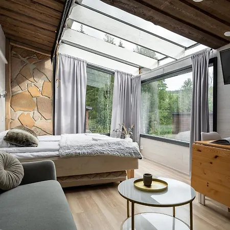 Himosranta A - Private With Hot Tub & Views Jämsä