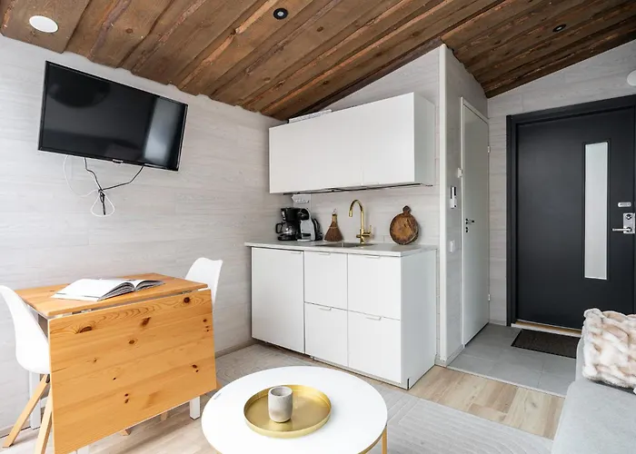 Private Himosranta Glass Suite & Jacuzzi בית נופש Jämsä