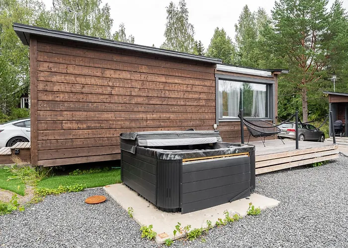 Private Himosranta Glass Suite & Jacuzzi * Jämsä